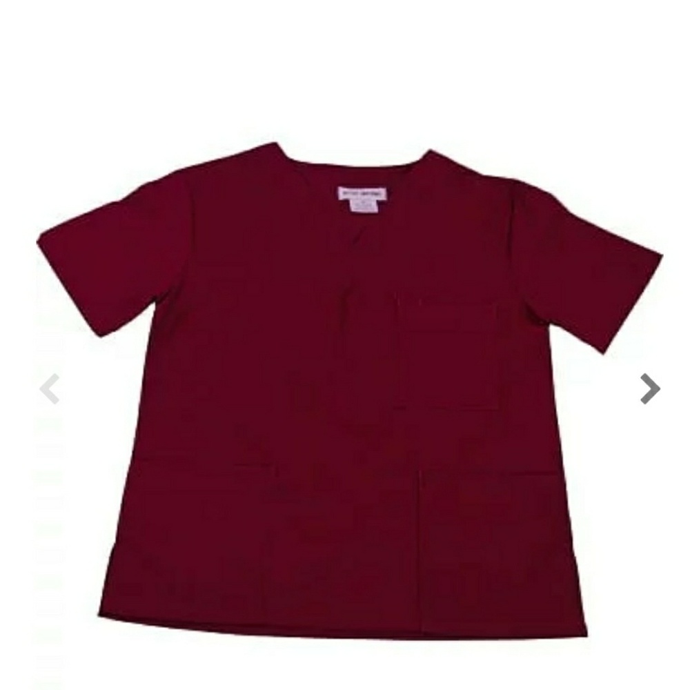 NWT 3 pocket burgundy unisex scrub top